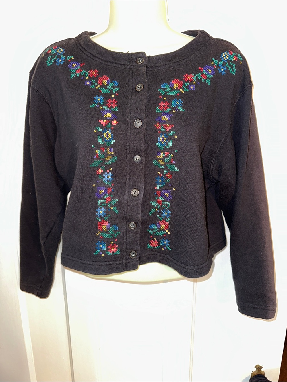 Vtg 80s/90s Liz Sport black cotton cardigan with multicolored cross stitch